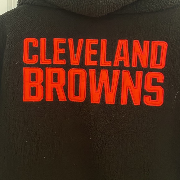 Cleveland Browns Sherpa Zip Hoodie - Picture 5 of 5
